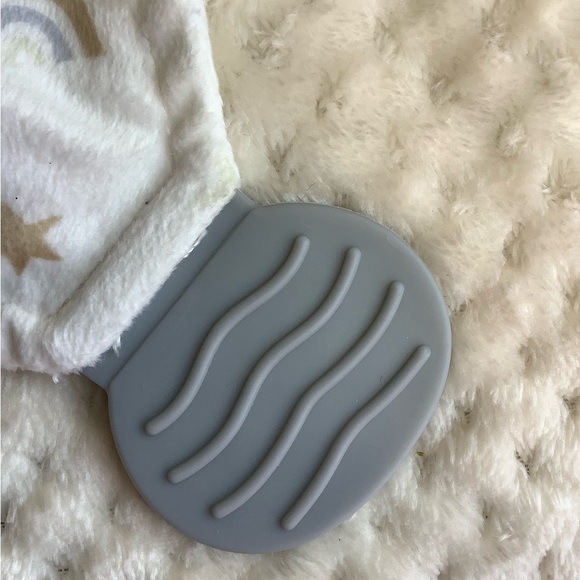 Modern Baby Brown Bear Baby Lovey Security Comfort Blanket - Picture 6 of 11